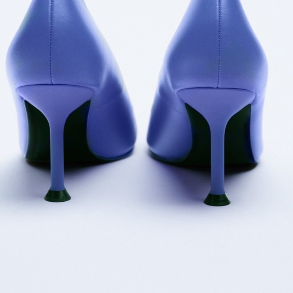 Blue heel shoes - Picture 5 of 6